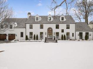 994 Bluff Rd, Glencoe, IL 60022