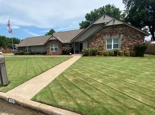 808 W South Park Blvd, Broken Arrow, OK 74011
