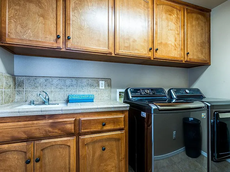2944 Norwich Ave #2944 — Photo 9