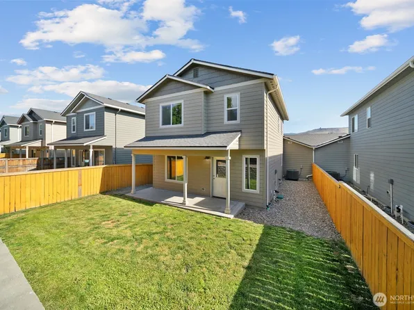 422 S Kansas Loop, East Wenatchee, WA 98802