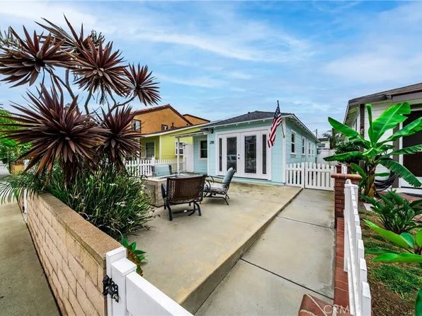 218 11th St, Huntington Beach, CA 92648