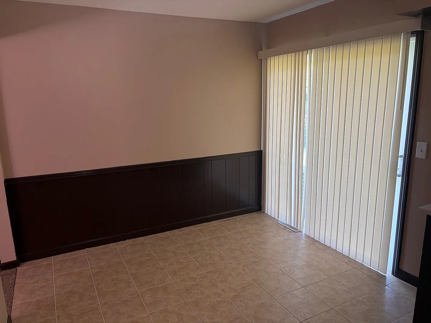 3 bed, 1123 sqft, $1,250 — Photo 3