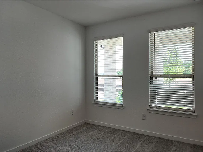 15655 Wandering Maple Way — Photo 3