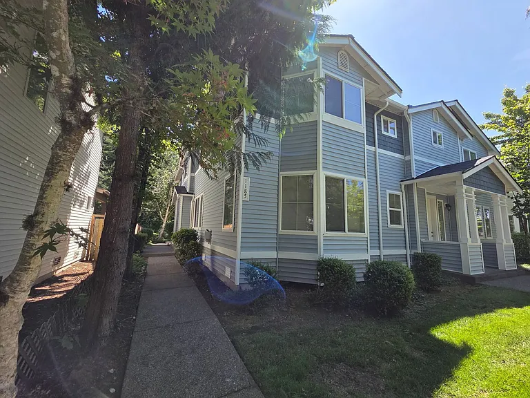 1185 Griggs St — Photo 1