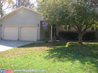 1816 Sherman Ct, Grand Island, NE 68803