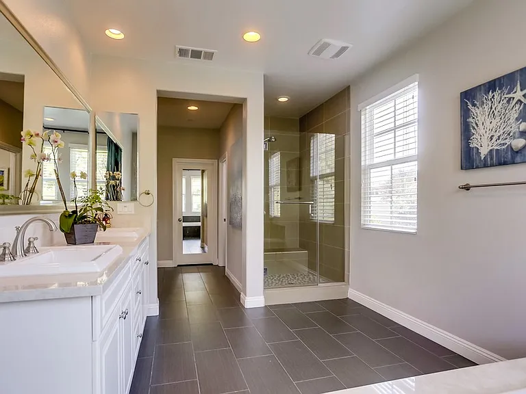 16961 Crescent Creek Dr — Photo 41