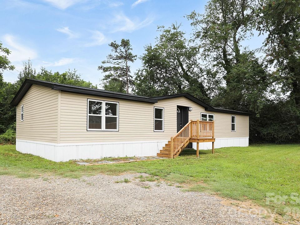 1st image of 8 Teal Ln