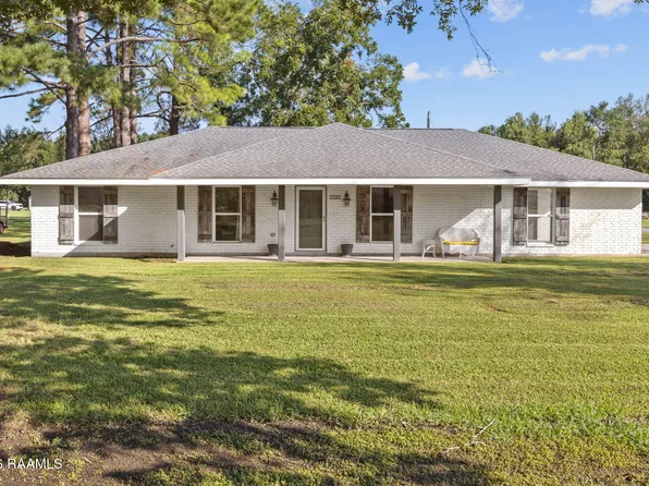 1039 Lynn Romero Dr, Breaux Bridge, LA 70517