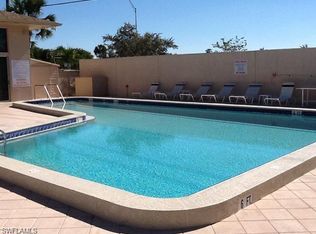 535 Monte Carlo Ln, Naples, FL 34112