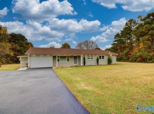 81 Sunset Acres Ave, Decatur, AL 35603
