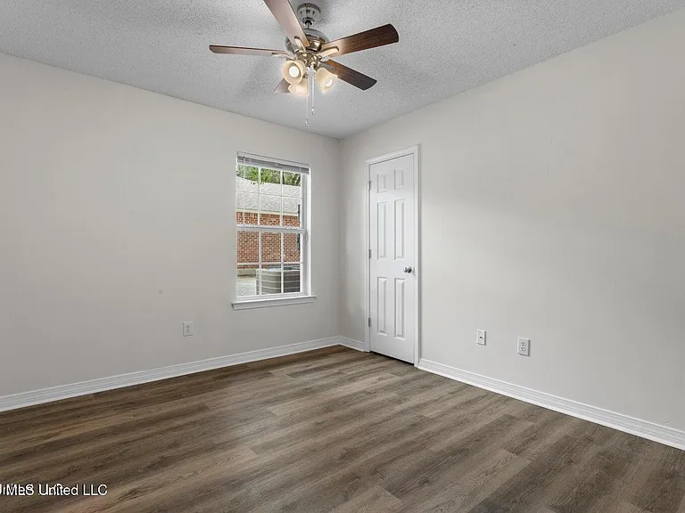 8909 Mermaid Ave — Photo 13