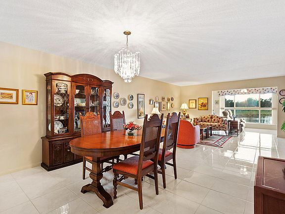 5th image of 5746 Crystal Shores Dr APT 207
