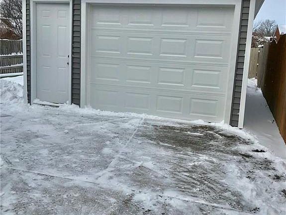 4th image of 4812 Chapman Pkwy