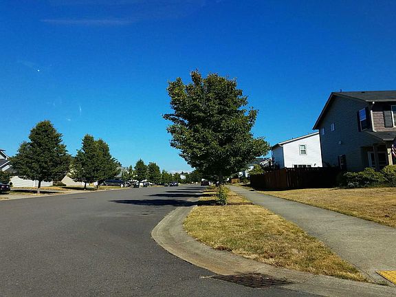 5th image of 10010 Tahoma Ct SE