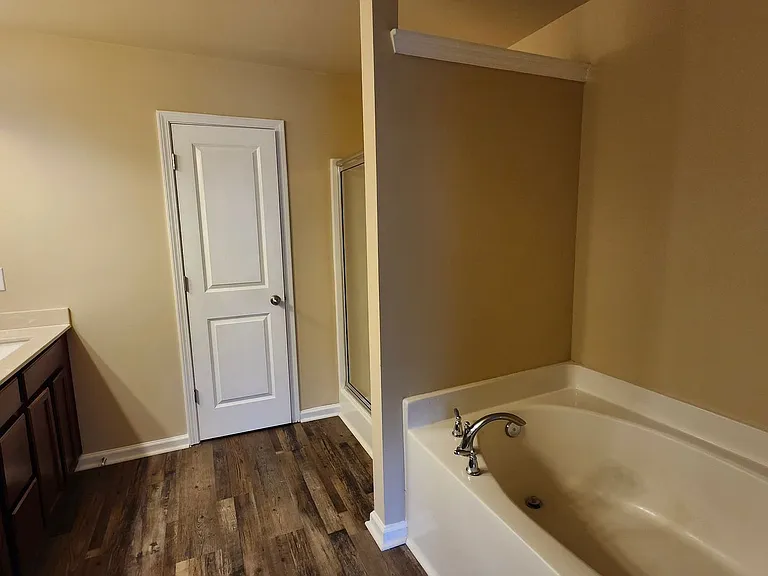 367 Highland Pointe Cir E — Photo 8