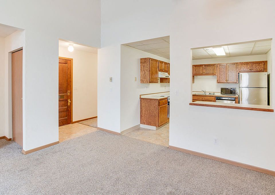 Block 6 Apartments Kitchen