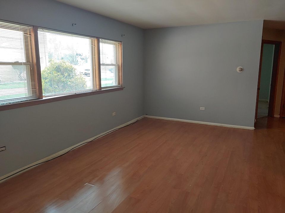 1st image of 6853 N Olmsted Ave #G