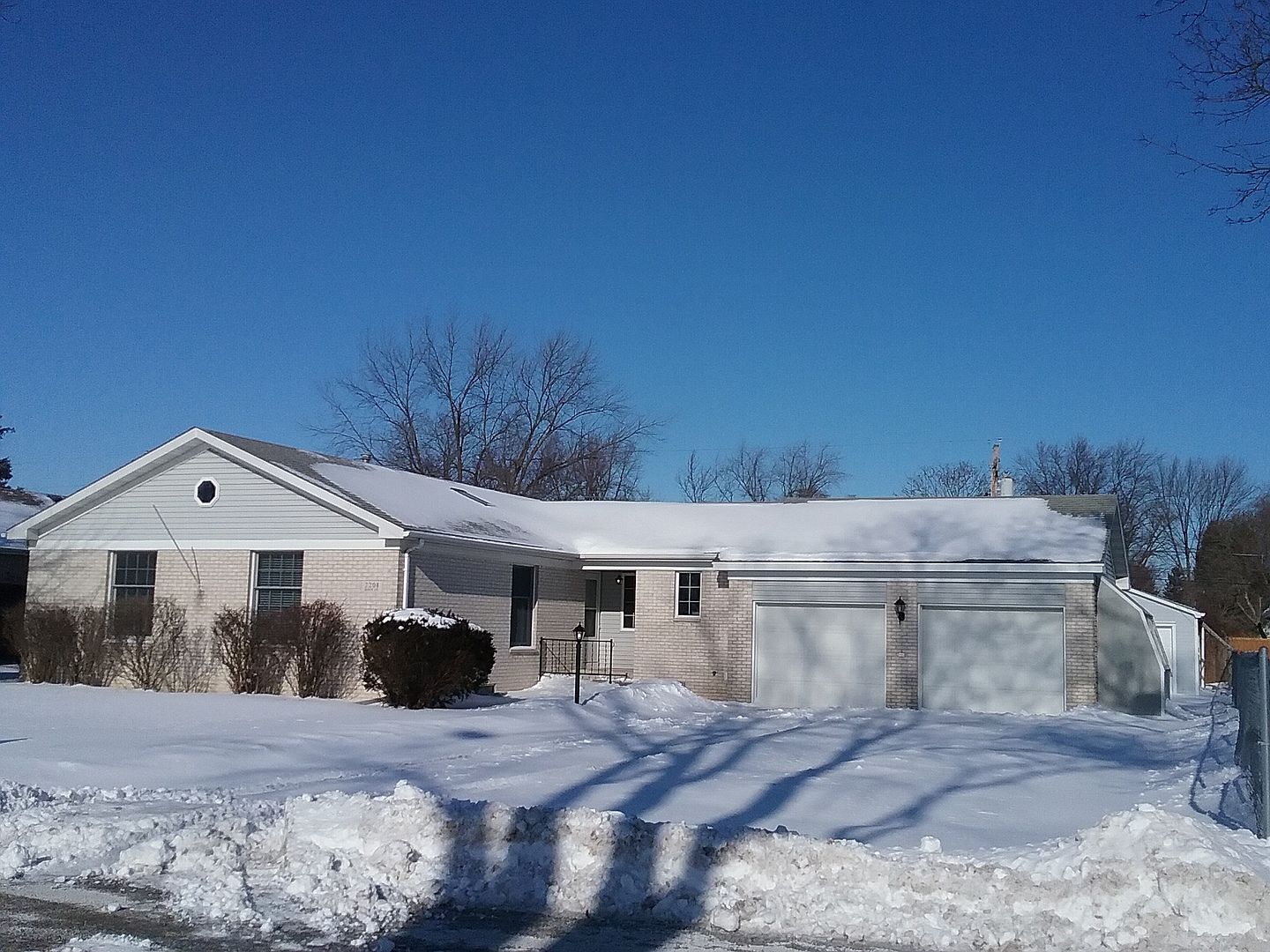 2208 Root St, Crest Hill, IL 60403 Zillow