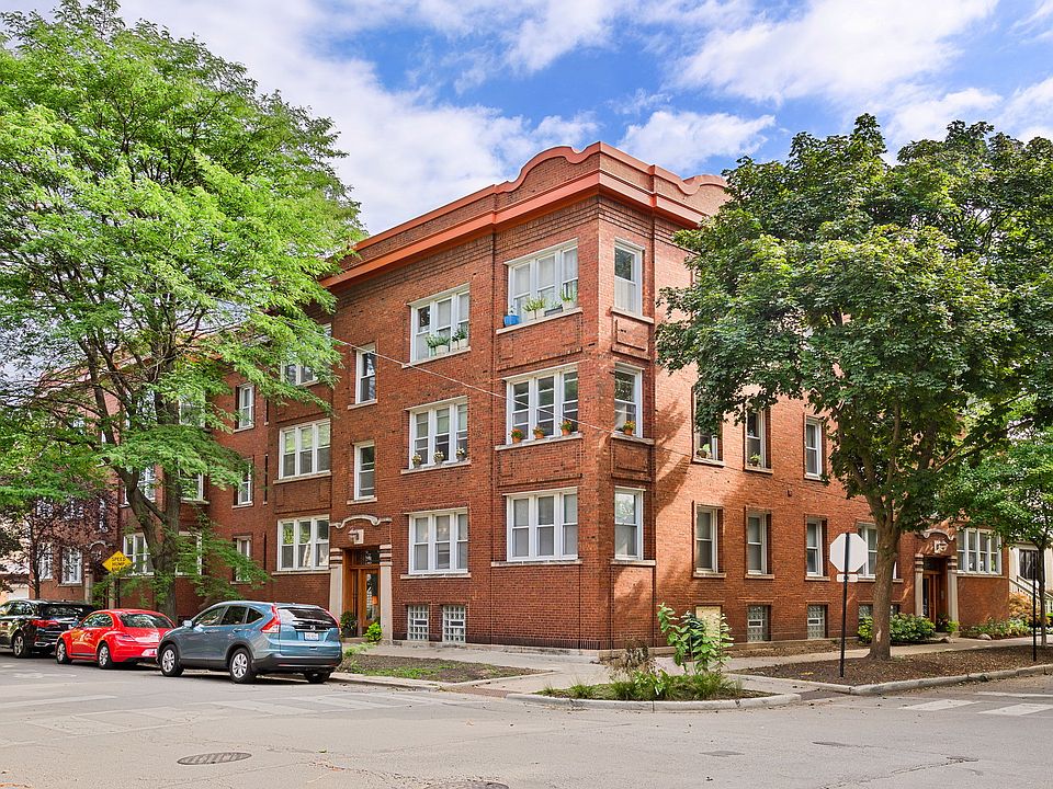 1st image of 1350 W Glenlake Ave #2