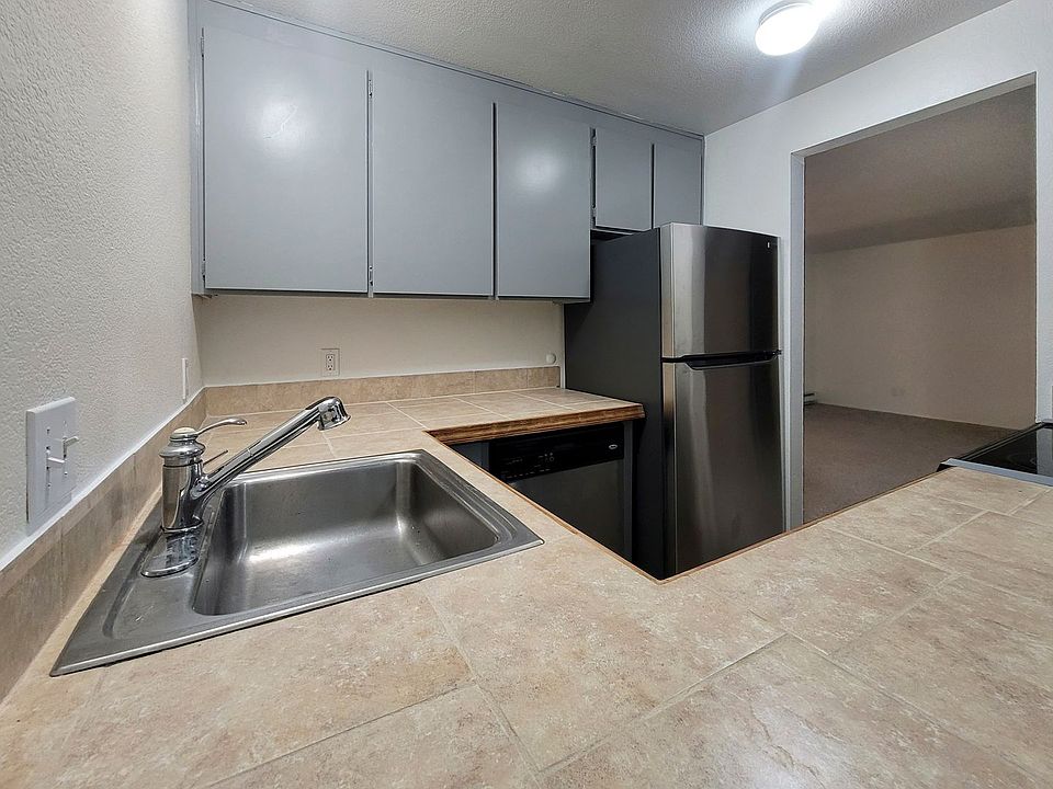 1st image of 24423 27th Ave S #3