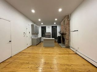 231 Kent Ave #2, Brooklyn, NY 11249