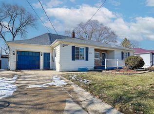 2433 N Clinton St, Saginaw, MI 48602