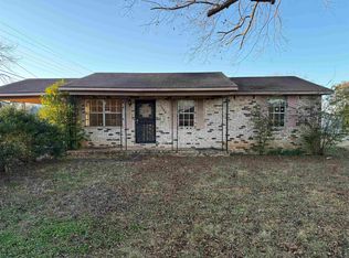 1805 9th Ave, Sheffield, AL 35660