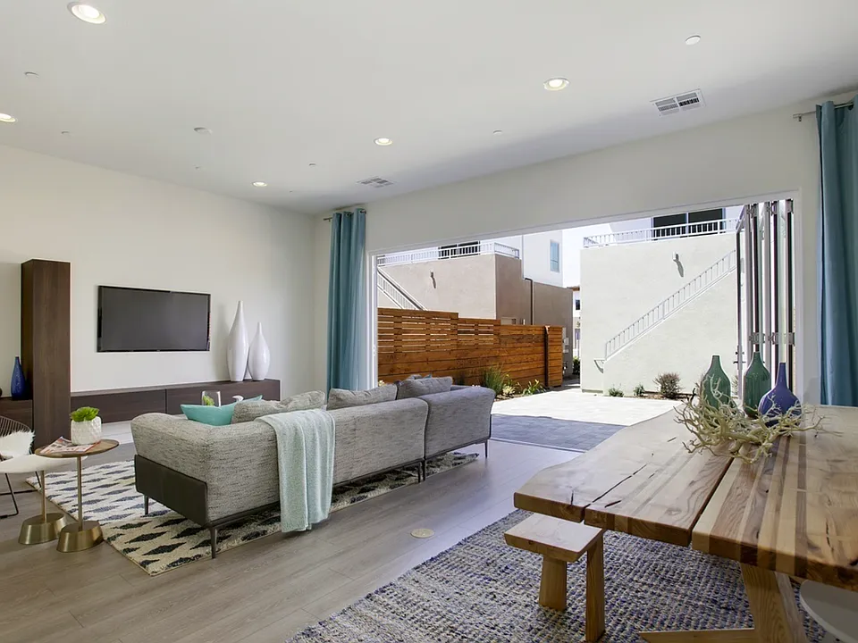 5591 Corum Ct