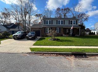 58 Winfield Rd, Sicklerville, NJ 08081