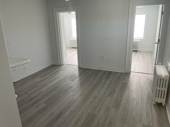 3rd image of 21 Howard St Floor 2
