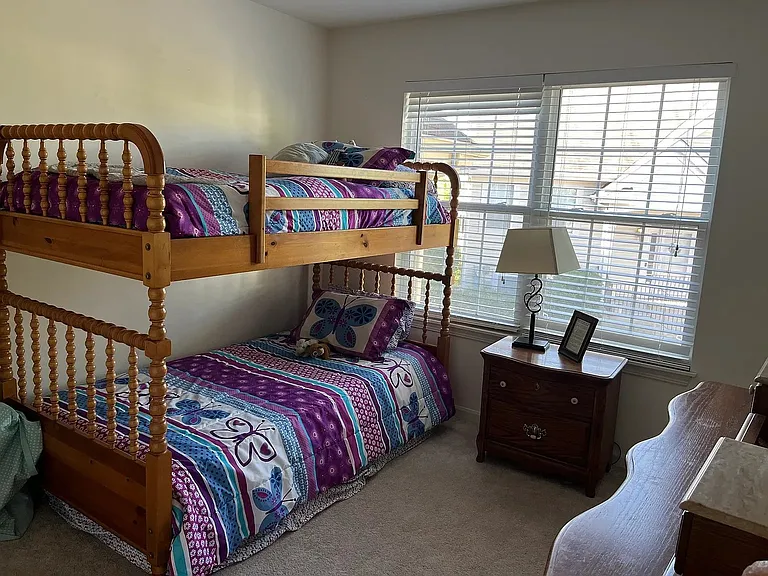1290 Derry Ln #1290 — Photo 8