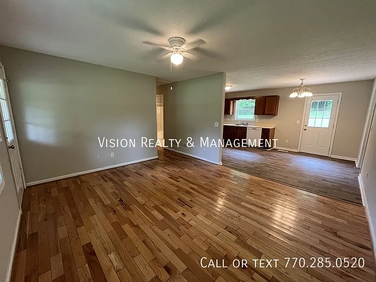 106 Barton Ln — Photo 24