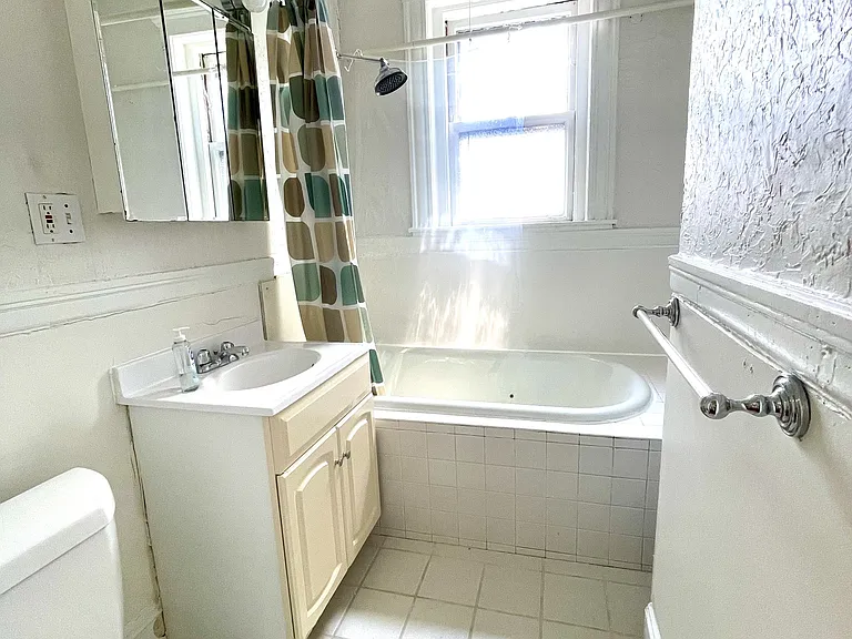 10 Lothian Rd #120 — Photo 7