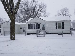 1220 11th Ave N, Moorhead, MN 56560