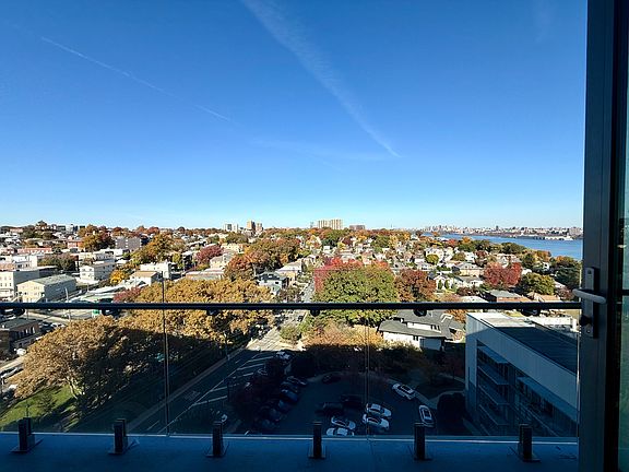 3rd image of 320 Adolphus Ave APT 1208
