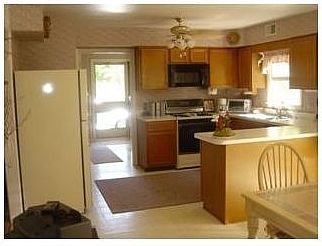 Kitchen and Dinette Area