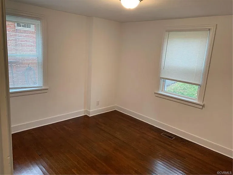 5611 Lakeside Ave — Photo 6