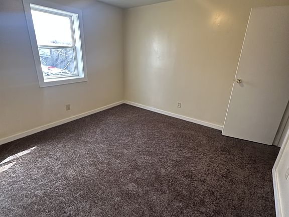 3rd image of 6704 Claasen Ave