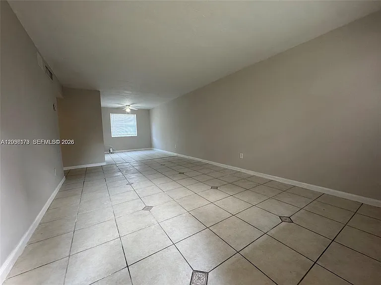 1370 NE 119th St #137006 — Photo 4