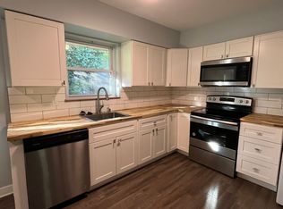 1560 Wagar Rd APT 3, Rocky River, OH 44116
