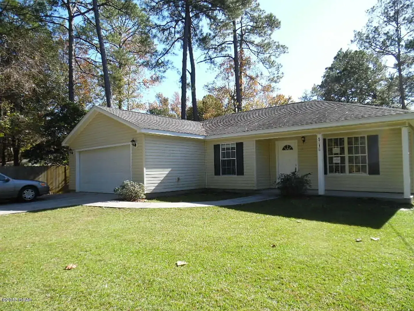 Single-Family House for Rent — Photo 1