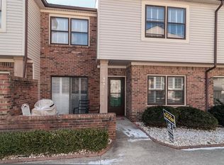 9451 Maple Way, Indianapolis, IN 46268
