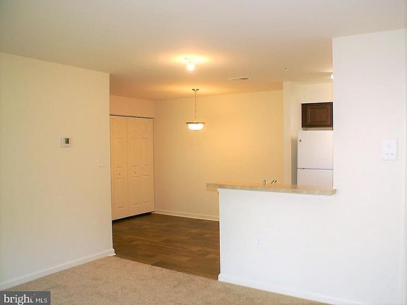 4th image of 1203 Raven Wood #103
