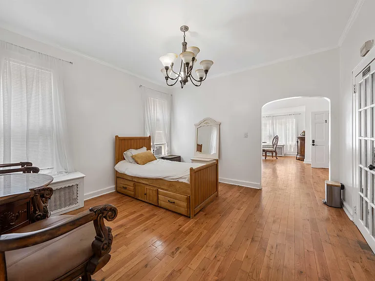 23 E 51st St #1 — Photo 8