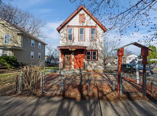 959 Greenbrier St, Saint Paul, MN 55106