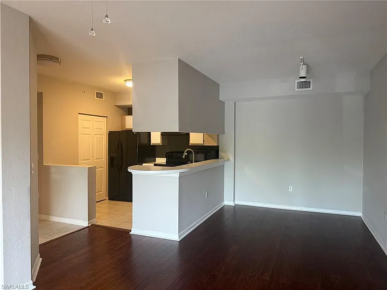 6490 Aragon Way #106 — Photo 5