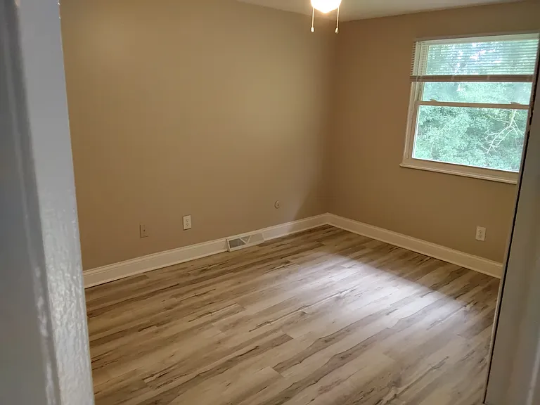 3863 Mollane St NW — Photo 6