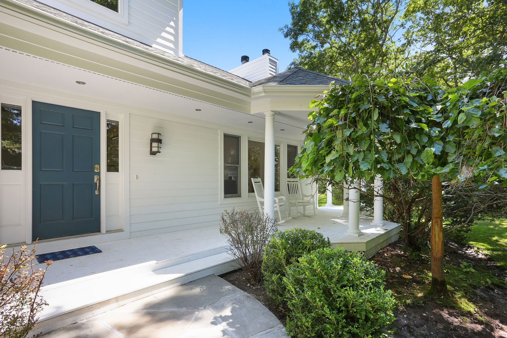  Covered Front Porch