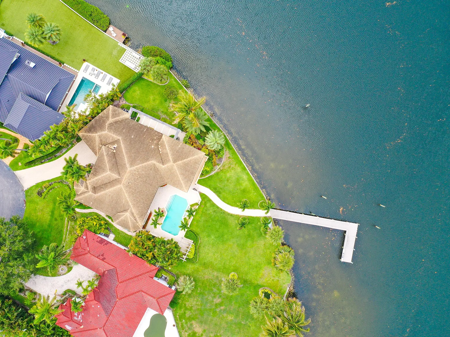 3 bed, 3.5 bath, 3274 sqft, $25,000 — Photo 3