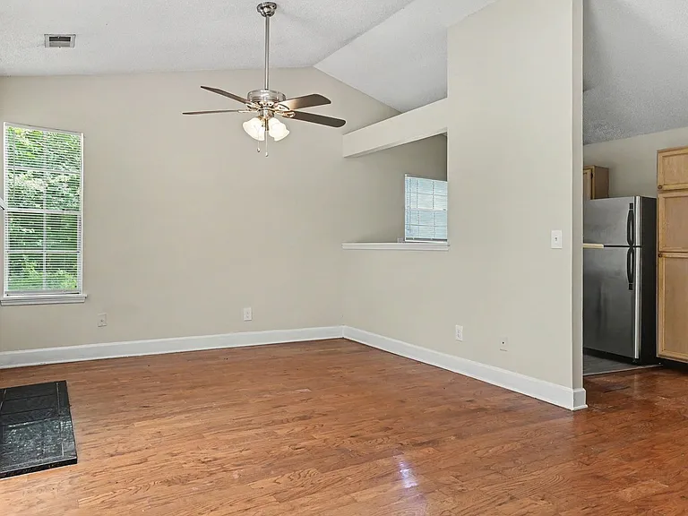 3543 Broad Oak Ct — Photo 2